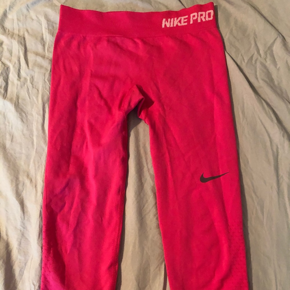 Nike pro leggings
